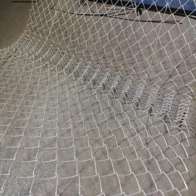 China Customized Post High Strength 6ft Tall Chain Link Fence For Security for sale