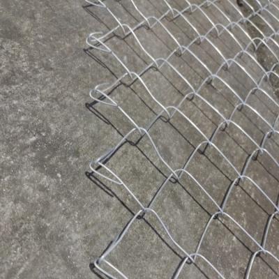 China 1.8m High Pasture Aluminum Chain Link Fence Woven Anti Theft Diamond Mesh for sale