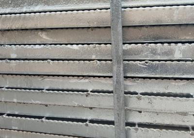 China 19-W-2 Welding Serrated Steel Grating 1m * 6m Panels For Retail ISO for sale