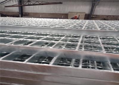 China Carbon Steel S235JR Painting or galvanized Serrated Steel Grating for sale