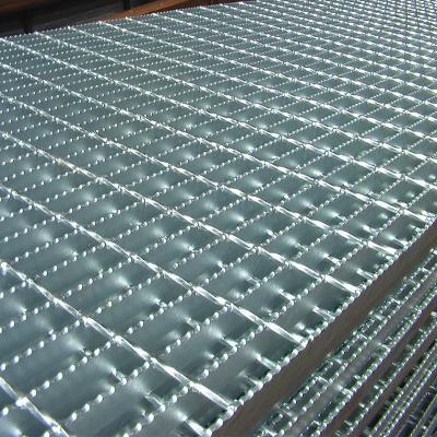 China Bearing Bar Standard Hot Dipped Gi 30x3 Serrated Steel Grating for sale