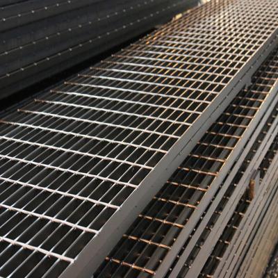 Chine La mezzanine industrielle d'entrepôt a riveté la grille SS316 d'acier de barre à vendre