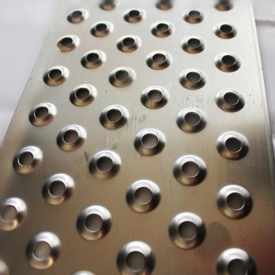 China Anti Skid Non Slip Carbon Steel Perforated Sheet 2.0mm Thickness Safety Grating for sale