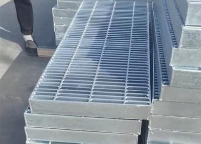 China 50mm Thickness Steel Grating Heavy Duty Hot Dip Hdg Galvanised Iron Bar for sale
