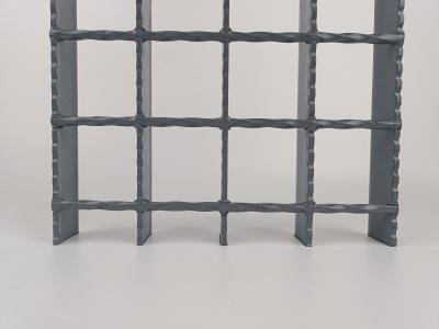 China Spray Paint Black Steel Serrated Metal Grating Welding Bar Drain for sale