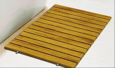 China Rectangular Wood Plastic Composite Decking WPC Shower Mat 80cm x 60cm for sale