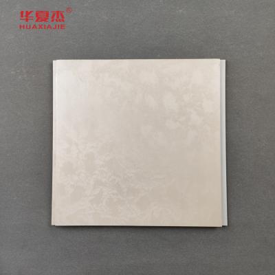 China New Design Pvc Wall Panel Laminated Wall Pvc Ceiling Panel Waterproof Material Te koop
