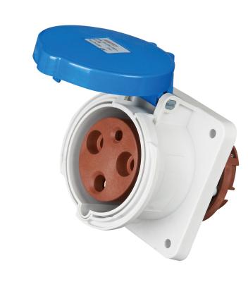 China Flush Mounted Industrial Plug Sockets IP44 Rain Resistance Material for sale