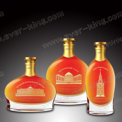 China Nueva botella de vidrio diseñada 750ml para los licores de lujo en venta
