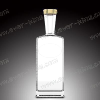 China Beautiful 750ML  Rum Glass Bottle for sale