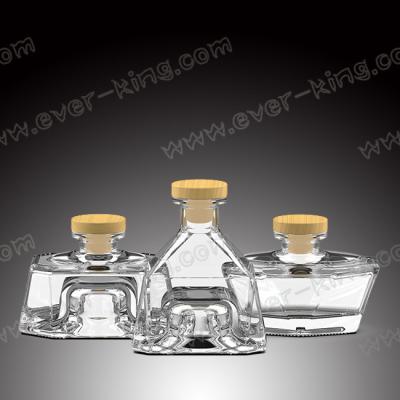 China Extra Flint Rum Glass Bottle 750ml With Cork Cap for sale