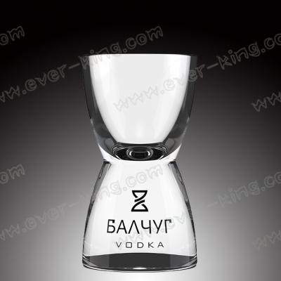 中国 小型アルコール飲料の小グラスのコップはウォッカのための60mlを磨いた 販売のため