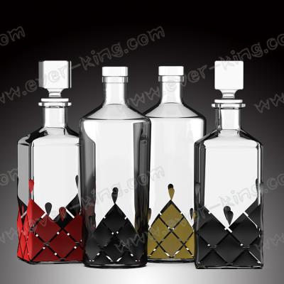 China 750ml Clear Empty Crystal Glass Bottle For Spirits Liquor for sale