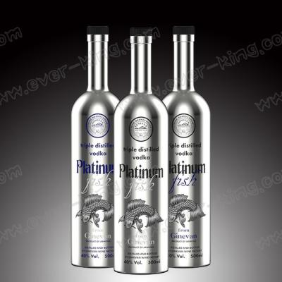 China La vodka atornilló la astilla electrochapada 500ml de la botella de vidrio de la forma redonda en venta