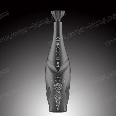 China Custom 700ml Matte Black Vodka Glass Bottle For Liquor Spirits Wine for sale