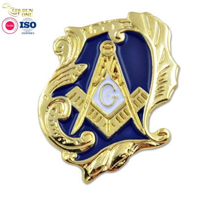 China Pin do clube maçônico de design personalizado de alta qualidade brilhante revestido de ouro Pin de lapela maçônica de forma irregular à venda