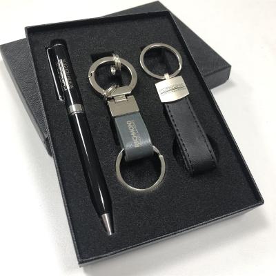 中国 Best Sale Promotional Advertisement Gifts Product Customized Gifting Keychain Credit Card Holder Gift Set 販売のため