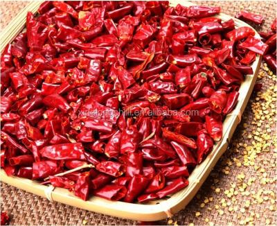 China 13-16cm Erjingtiao Dried Chilis 12000shufrom Peppers Sodium Nutrition 32mg for sale