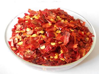 China Xinglong Chopped Red Chilli OEM Crushed Dried Chili Peppers Kimchi Use for sale