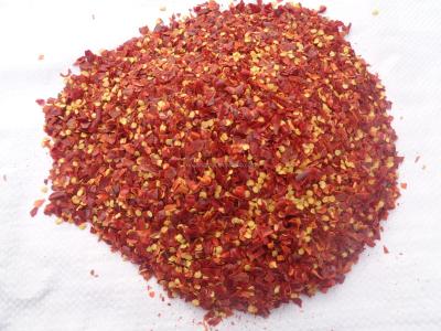 China Malha vermelha esmagada desidratada das pimentas 5mm Chili Flakes 8 à venda