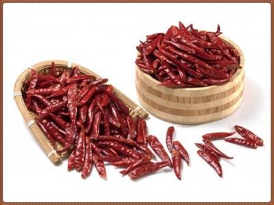 China 12% Moisture Dried Birds Eye Chilli Chaotian Whole Red Chilies 7CM for sale