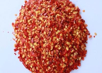 China Organic Crushed Chilli Peppers 8000SHU Pizza Red Pepper Flakes 5 Mesh for sale