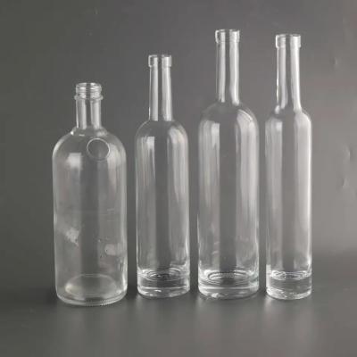 China 375Ml 500Ml 750Ml 1000 Ml Glass Liquor Wine Vodka Bottle With Custom Specifications for sale