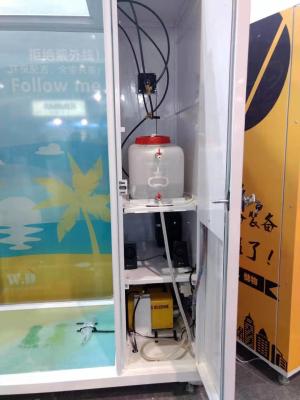 China Máquina expendedora automática de la crema de Sun del rociador en venta con 22 pulgadas de pantalla táctil, cabina de espray de la protección solar, micrón en venta