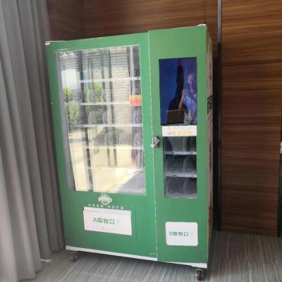 China Capacity 337-662 Conveyor Vending Machine / Salad Vegetables Fruit Vending Machine with elevator for sale