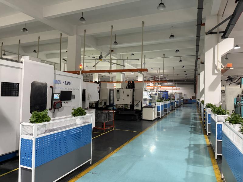 Verified China supplier - Guangzhou Hlieir Automotive Parts Co., Ltd .