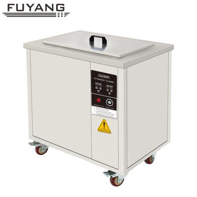 China Casters 560L 40KHz Industrial Ultrasonic Cleaning Equipment Stainless Steel Single Tank for sale
