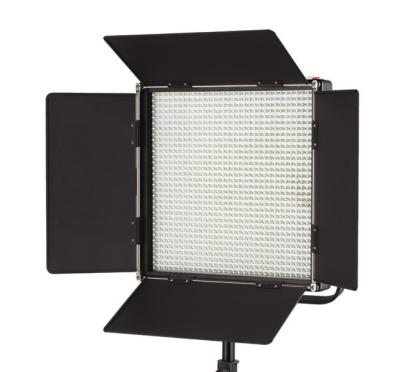 China Portable Plastic LED Continuous Photo Studio Lamp With LCD V Mount for sale