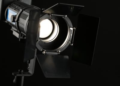 China LED Sopt Light Focusable Dimmable Fresnel Light 50W Day and Tungsten Light for sale