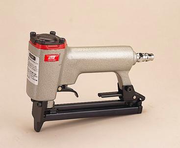 China Professional furniture staples, Taiwan original made, 413J,  quality stability & durability, super price for sale