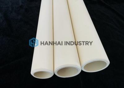 China Tubo de cerámica del alúmina del horno con la fuerza da alta temperatura para la teja de tejado en venta