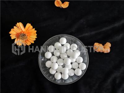 China Alumina Ceramic Grinding Balls / High Purity Aluminum Oxide White Color for sale