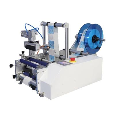 China Round Bottle Labeling Machine , Semi Automatic Labeler Machine For Bottles for sale