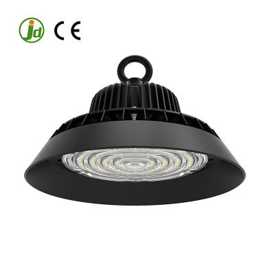 China Waterproof  IP65 Industrial Linear High Bay LED Lights 240w 6000lm for sale