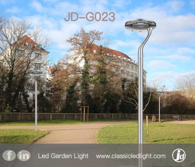 China Parking Lot IP66 15W Solar Powered Street Lights for sale