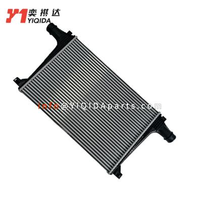 China AC Condensador 4M0145805Q Sistemas de refrigeração automática para Audi Q7 Q8 Volkswagen Touareg à venda