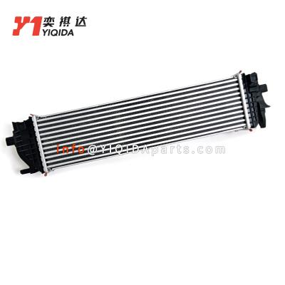 Chine 31338306 Condensateur de courant alternatif pour voiture Volvo XC90 Condensateur de courant alternatif pour voiture à vendre