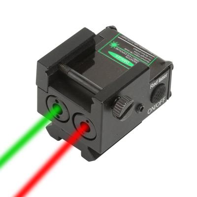 Chine Le laser tactique compact de rail aperçoivent vert et rouge avec USB rechargeable à vendre