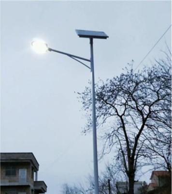 China Mercury Free 4800Lm Street Solar Light For Rural Road Easy Assembly à venda