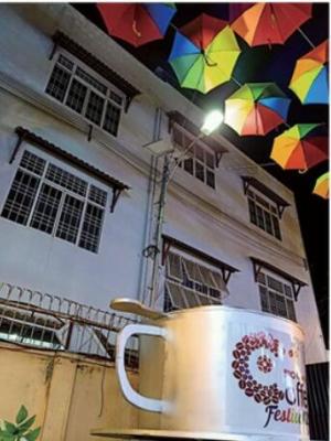 China Impact Resistant LED Street Solar Light In Home Stay Resort Hotel Outdoor à venda
