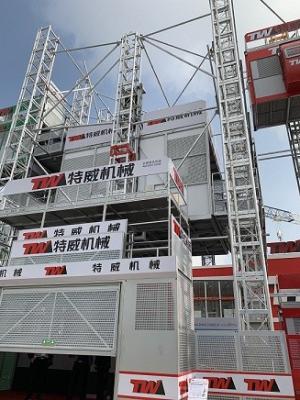 China Pasajero de Warehouse SCE500 30m/Min Building Site Hoist For 30 en venta