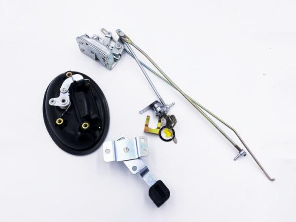 Quality Komatsu Excavator Door Lock Assembly For PC130 200 220 300 350 360-8 for sale
