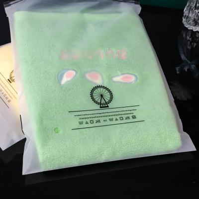 China Sealing Handle Offset printing Clear Ziplock Bags With Customized Thickness Te koop