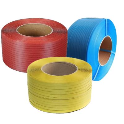 Chine largeur pp de 12mm attachant la tension 120kg colorée de polypropylène de bande de bande à vendre