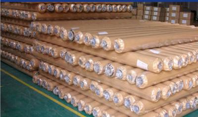 China Non Sticky Packaging PVC Film 33kg 100cm Width 2inch Core Stretch Film For Packaging for sale