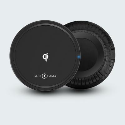 China QI Universal 15W 10W 7.5W 5W Fast Wireless Charger With Cooling Fan for sale